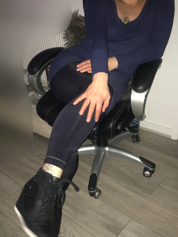 25C4C52B-AE16-4FF7-8B8B-8B470253D610.jpeg - PARA_40_FEMDOM