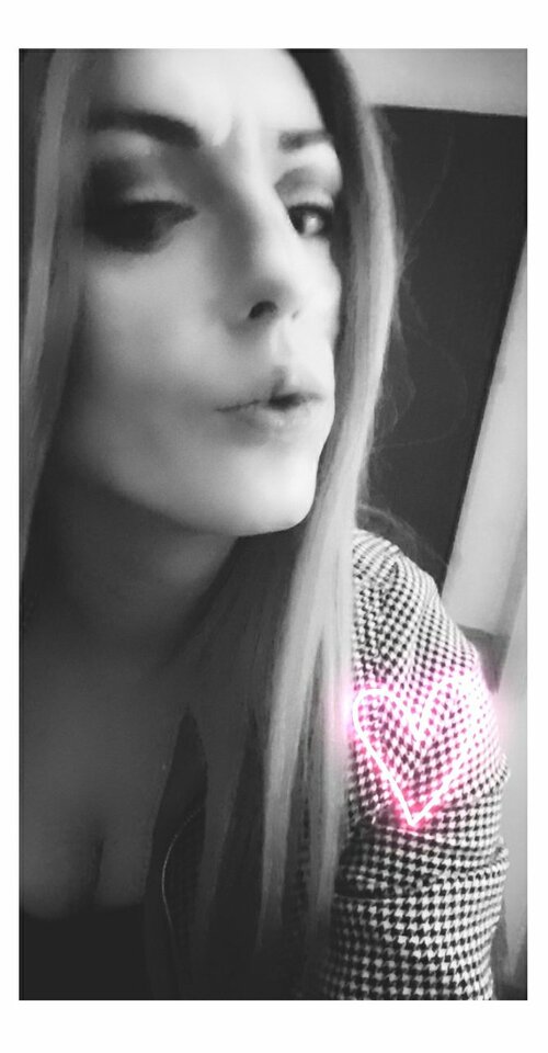 Snapchat-944940565.jpg - KarolinaShemale29