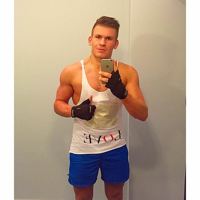 928847_892434110840704_1173085014_n[1].jpg - marekf998