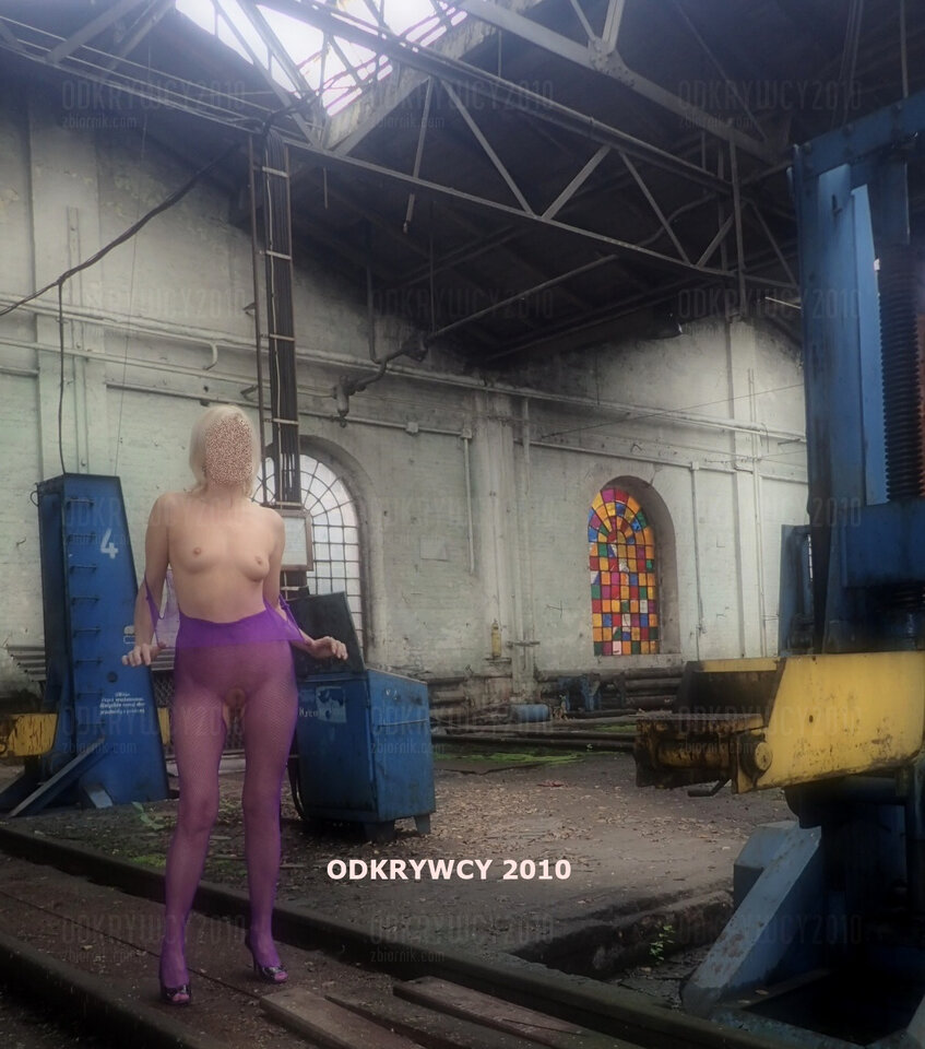 Opuszczona ....hala . - Odkrywcy2010