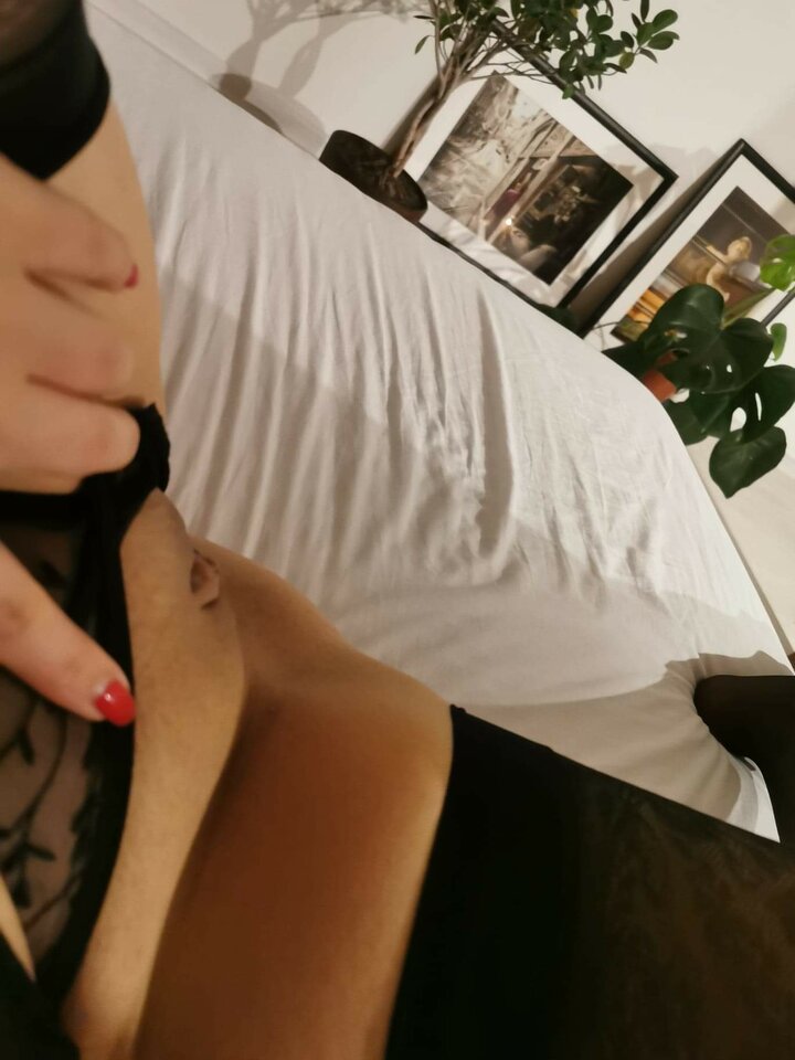 received_843493342815236.jpeg - seksowni3435