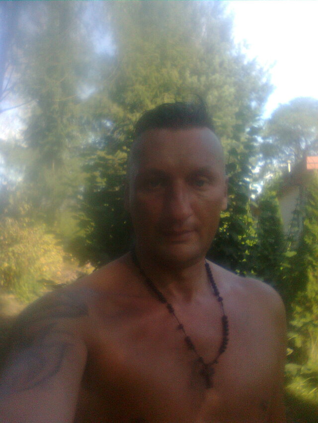 Roberrt1977