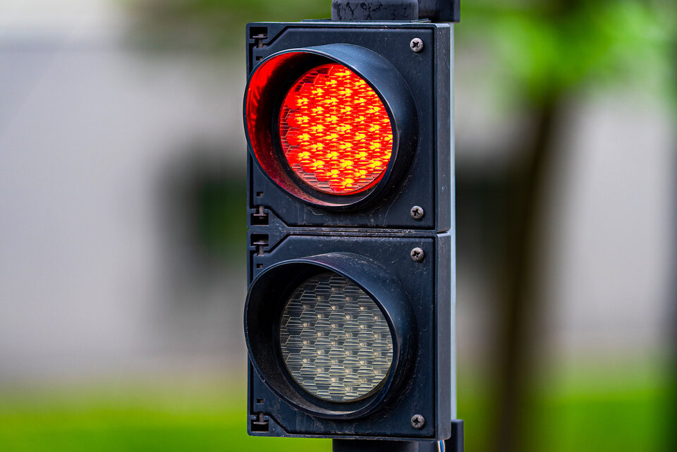 Czerwone światło dla idiotów. - mystic