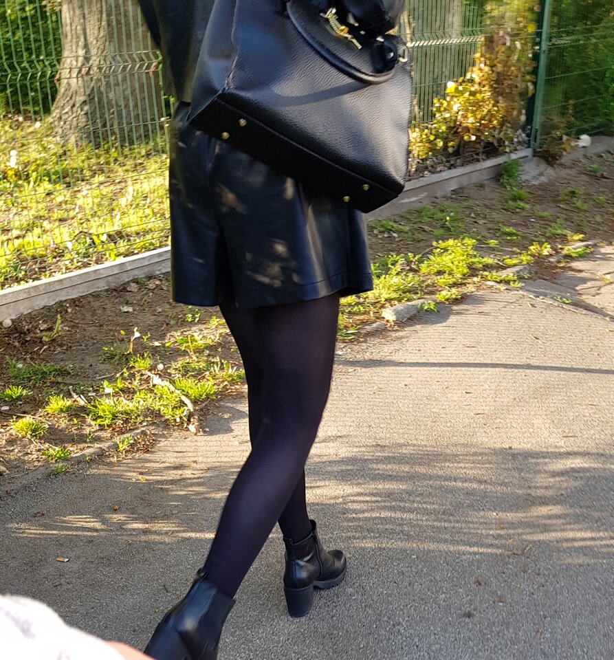 20200509_195226.jpg - iPantyhose