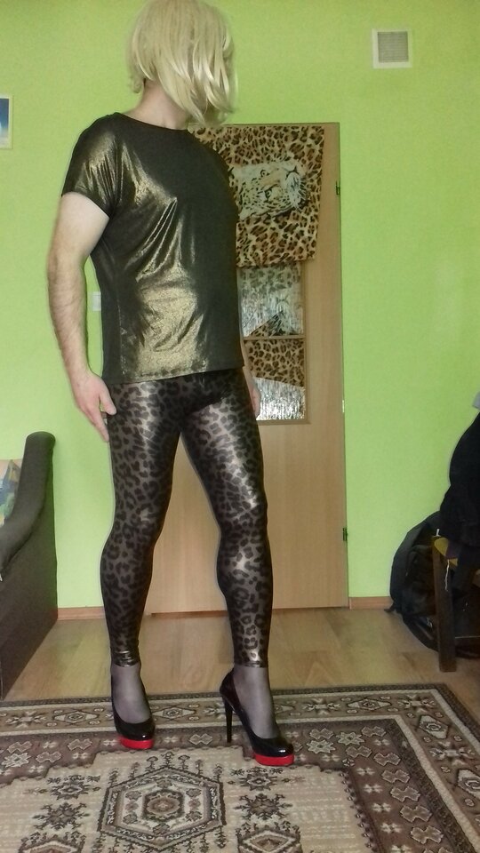 leggPant1.jpg - NylonekSuczka