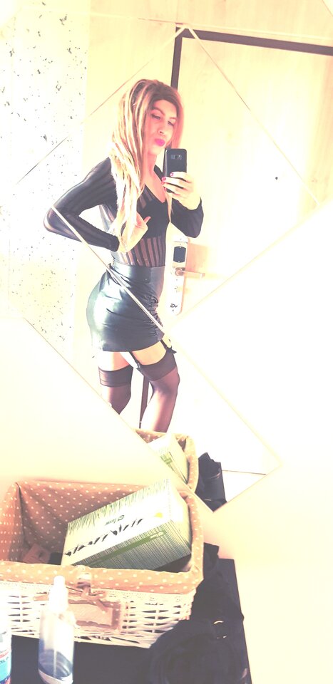 20200526_165420.jpg - Elizalady26