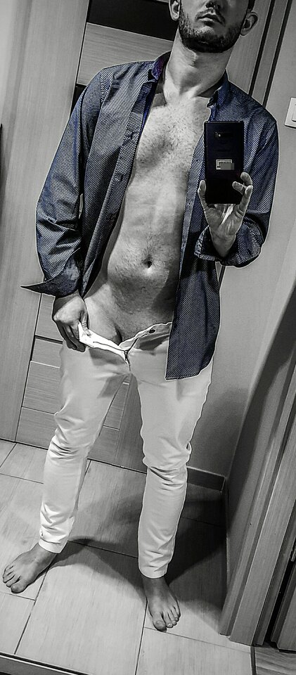 Góra czy dół...?🤔 - swinggarcon