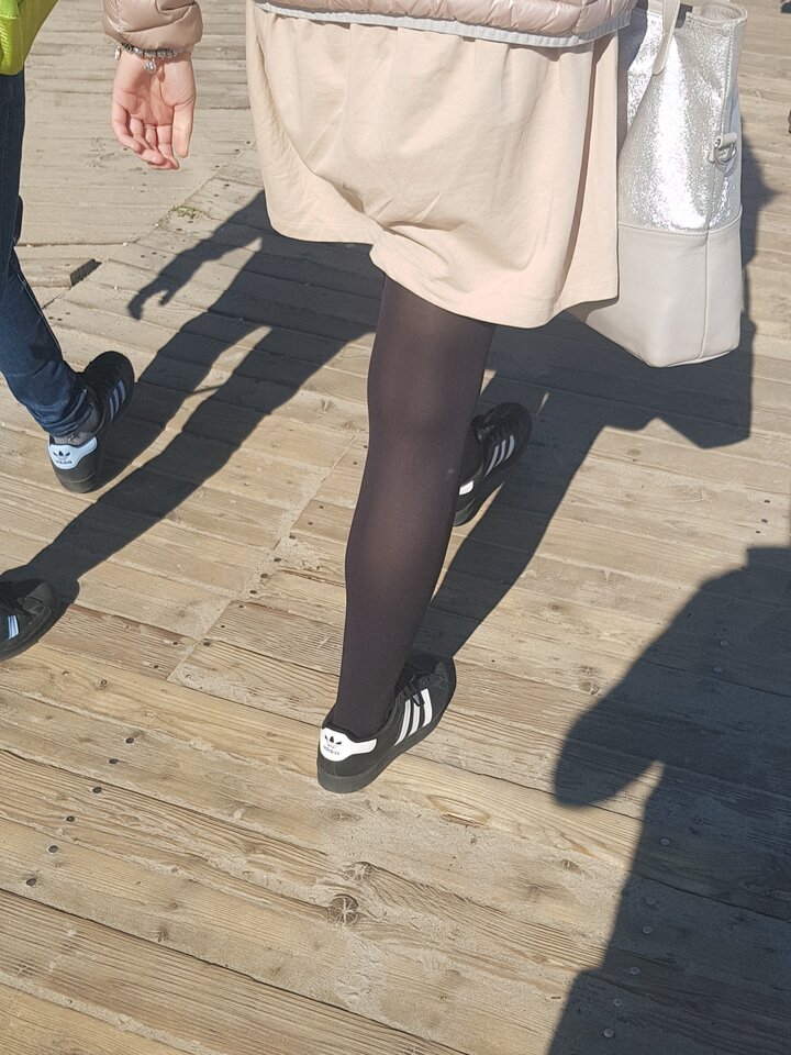 20200606_070131.jpg - iPantyhose