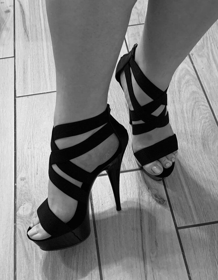 771F7C97-CDB7-40FA-BF27-92B2D0A4ED62.jpeg - LadyLagherta