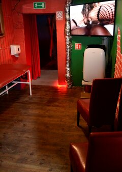 Pokój z łóżkiem do masażu .jpg