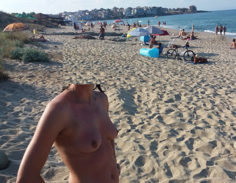 piersi na plaży.jpg - masazamatorski