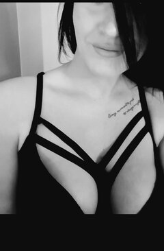 Czarna w czerni 🖤🖤🖤