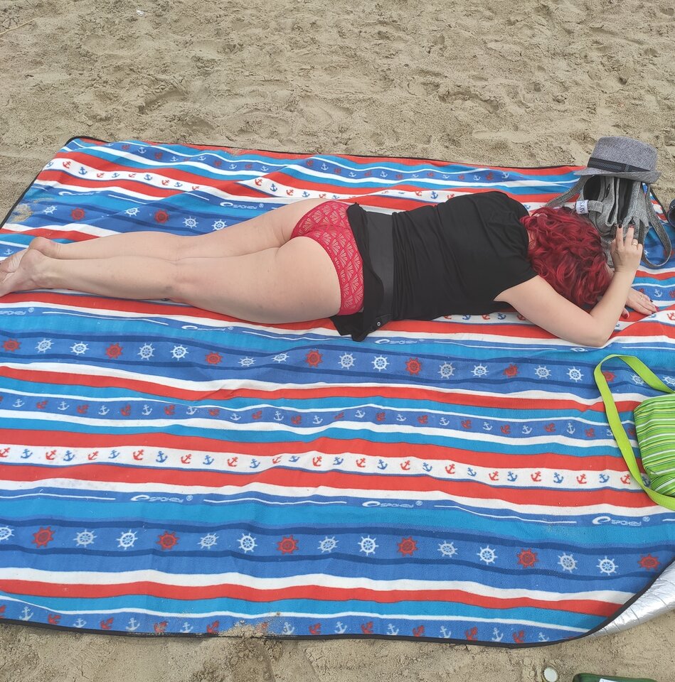 Odbijanie koronki na tyłku 🤣 - MeridaSterczacySut