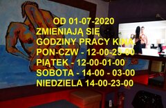 Pokój z dużym łózkiem.jpg