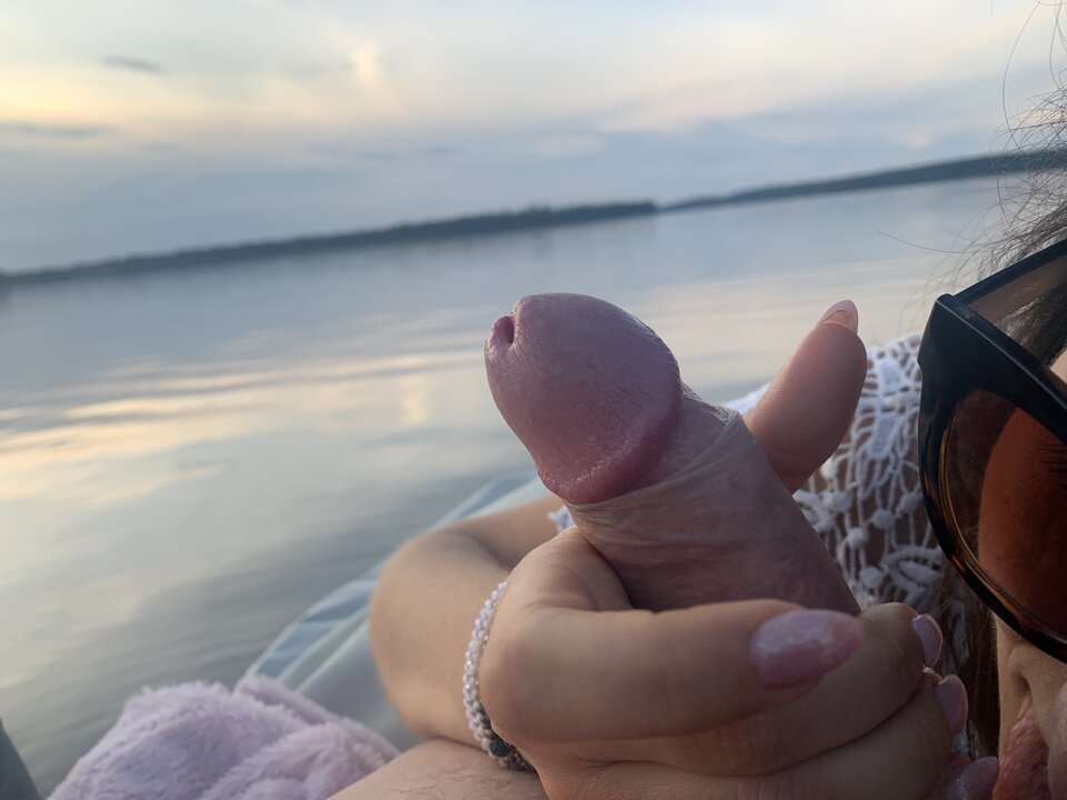 E12942A8-A7C2-447D-BA88-3B7A76A955B6.jpeg - Hotcouple99