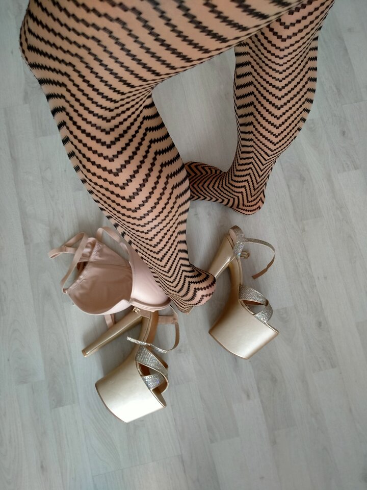 2020-07-09 08.32.02.jpg - MartinkaCross