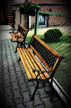 Tajemnicza ławeczka...