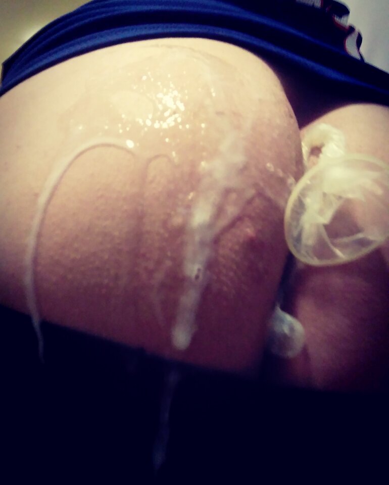 05.jpg - UleglyCumPiss