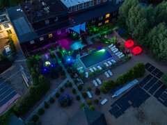 ,,,, wieczór 18 lipca w JC&R.