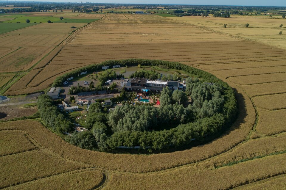 "Wyspa" JC&R w polach pod Gdańskiem :) - jacuzzi