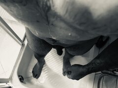 W strugach deszczu.jpeg