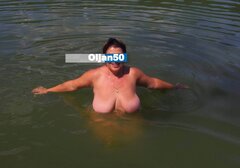 W kąpieli
