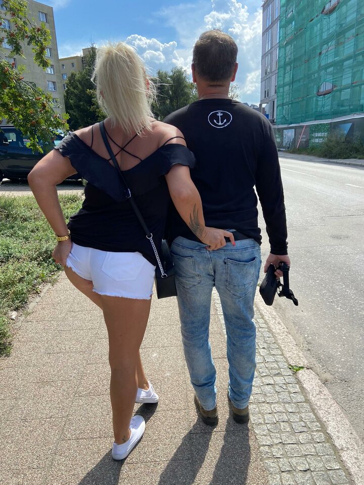 DF9627DE-A5CD-42FA-9356-23261C350E49.jpeg - DM100