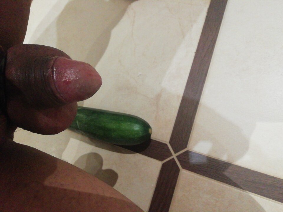 15960560067815818171024577464437.jpg - lickemydick