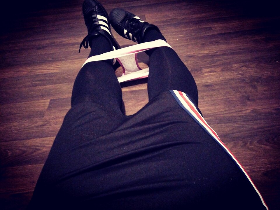 04.jpg - UleglyCumPiss