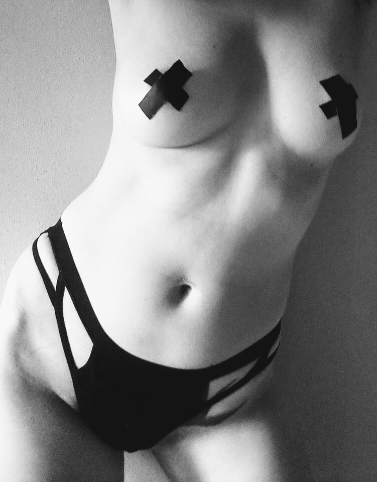 X X - breezerblocks
