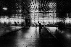 Cienie i odbicia - naturalne konsekwencje życia w świetle...