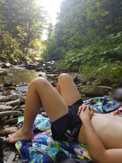 Odpoczynek nad rzeką w każdy weekend się należy :)