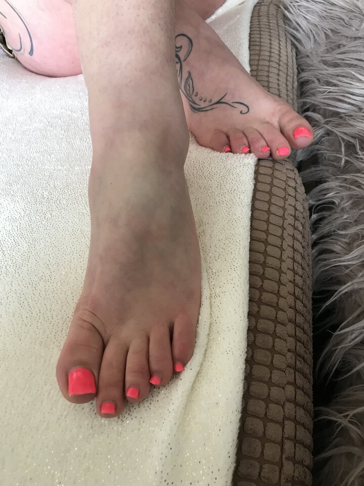 2B55DD4A-43FA-4E9E-8341-D24B75F4A502.jpeg - PARA_40_FEMDOM