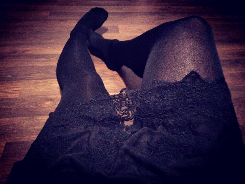 02.jpg - UleglyCumPiss