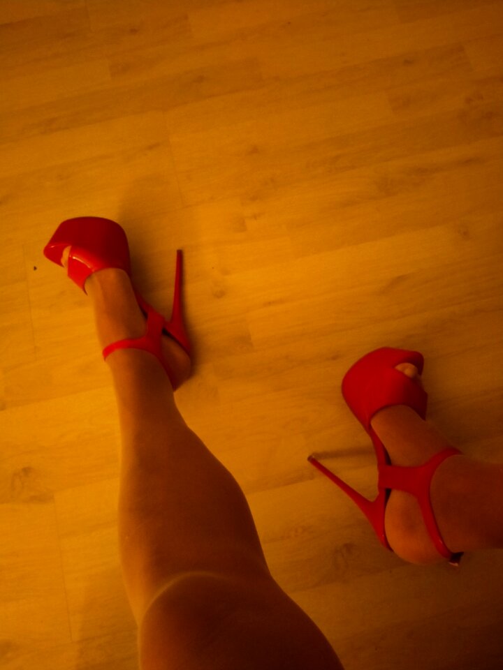 2020-08-20 04.58.03.jpg - MartinkaCross