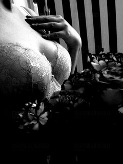 Chodź dotknij tak delikatnie... 