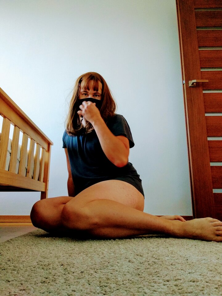 IMG_20200828_181007.jpg - guyontheredsofa