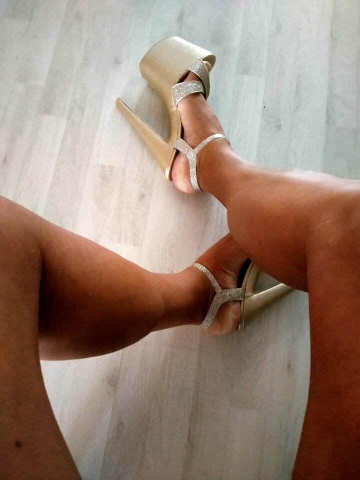 2020-08-29 07.36.32.jpg - MartinkaCross