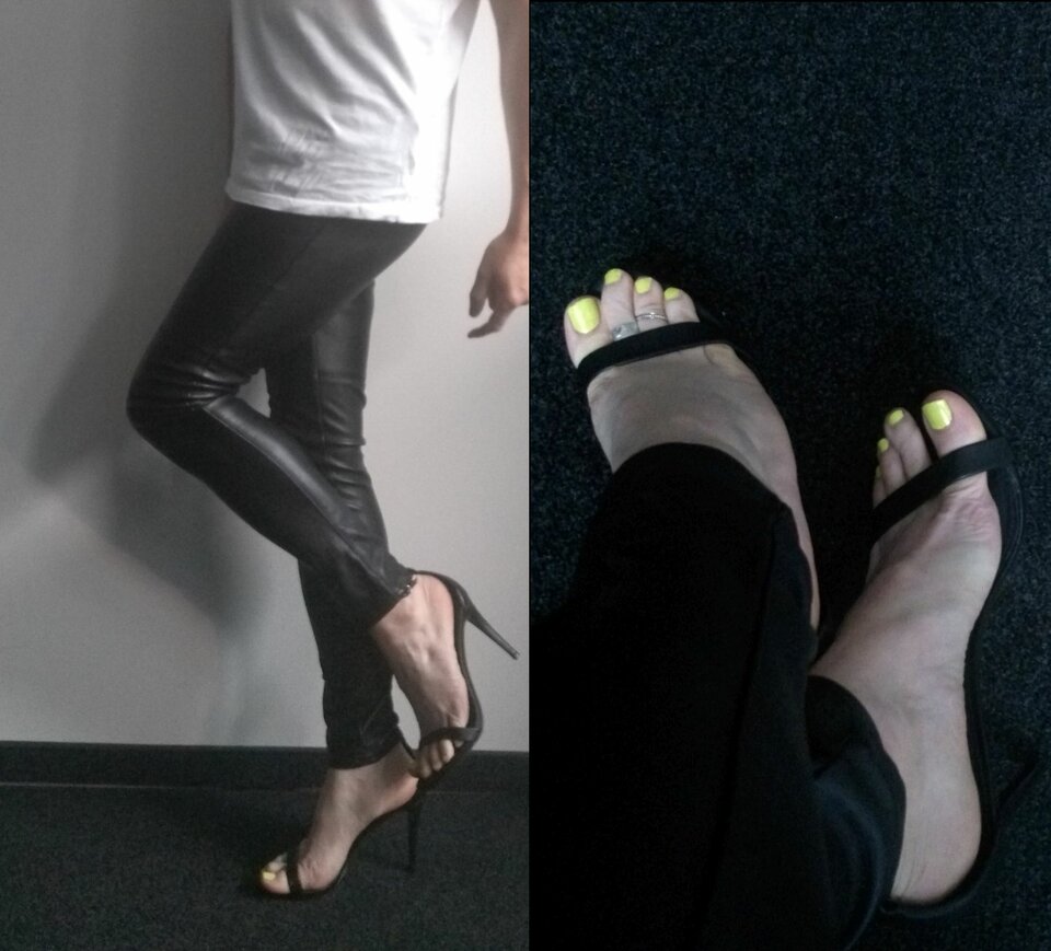 Dziś z dużym kontrastem....czerń i zjadliwa żółć 😁 - marketatv