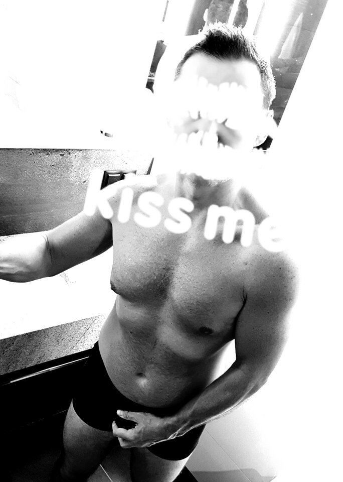 Kiss me :) - HotTemperature