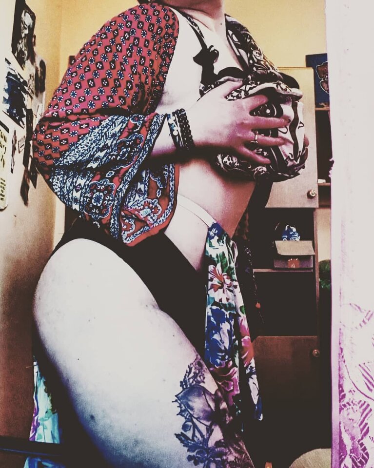 DM me ;) privki zapraszam - NiegrzecznaG0wniara