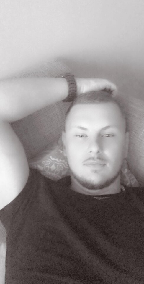 02A3A701-73E1-433C-BB7B-A6C6C3225110.jpeg - Draco1991