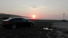 Nie ma to jak przesiedzieć z nudy kolejną noc w samochodzie.. 