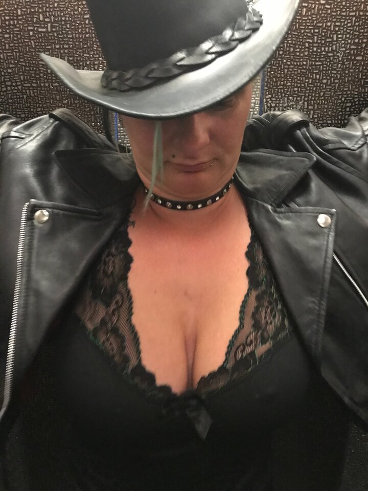 DDDC5782-C86A-4356-BB27-28139855CCA5.jpeg - 122DANIEL