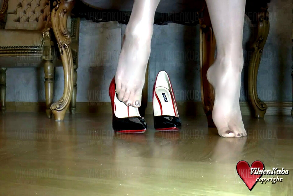 Nylon Show Vol.3.mp4_snapshot_04.20.184.jpg - VikienKuba