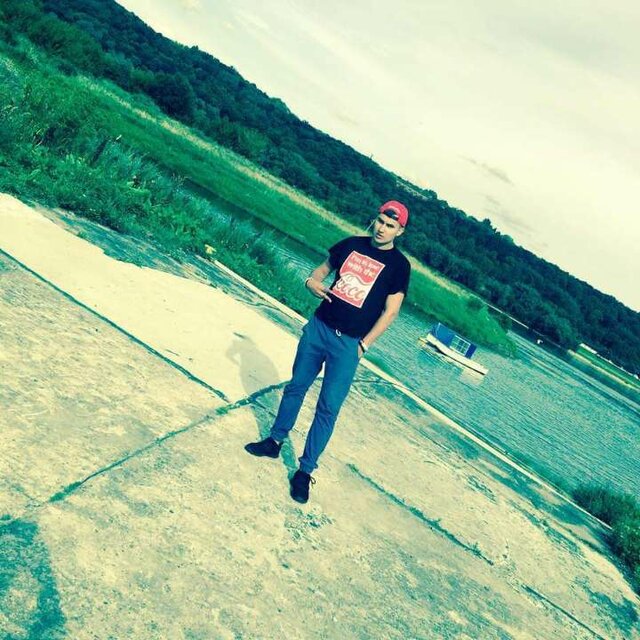 Snapchat-1418420691.jpg - Tylkoreal69696969