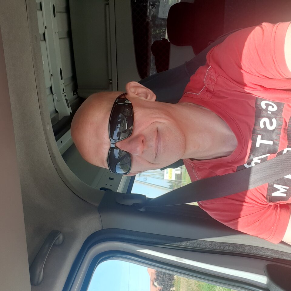 20200812_100216.jpg - Falkon_on