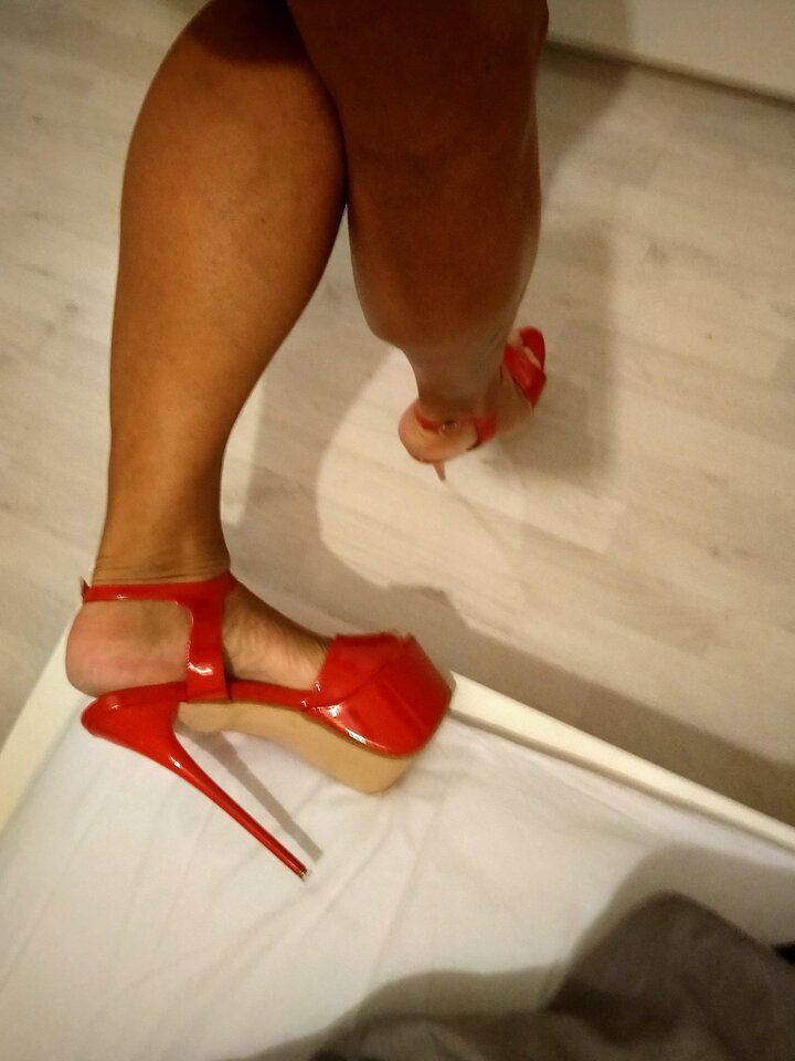 2020-10-14 06.53.25.jpg - MartinkaCross