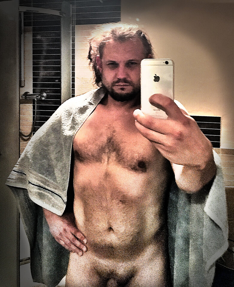 !FB_Selfie-jak-sram;).jpg - LonLin