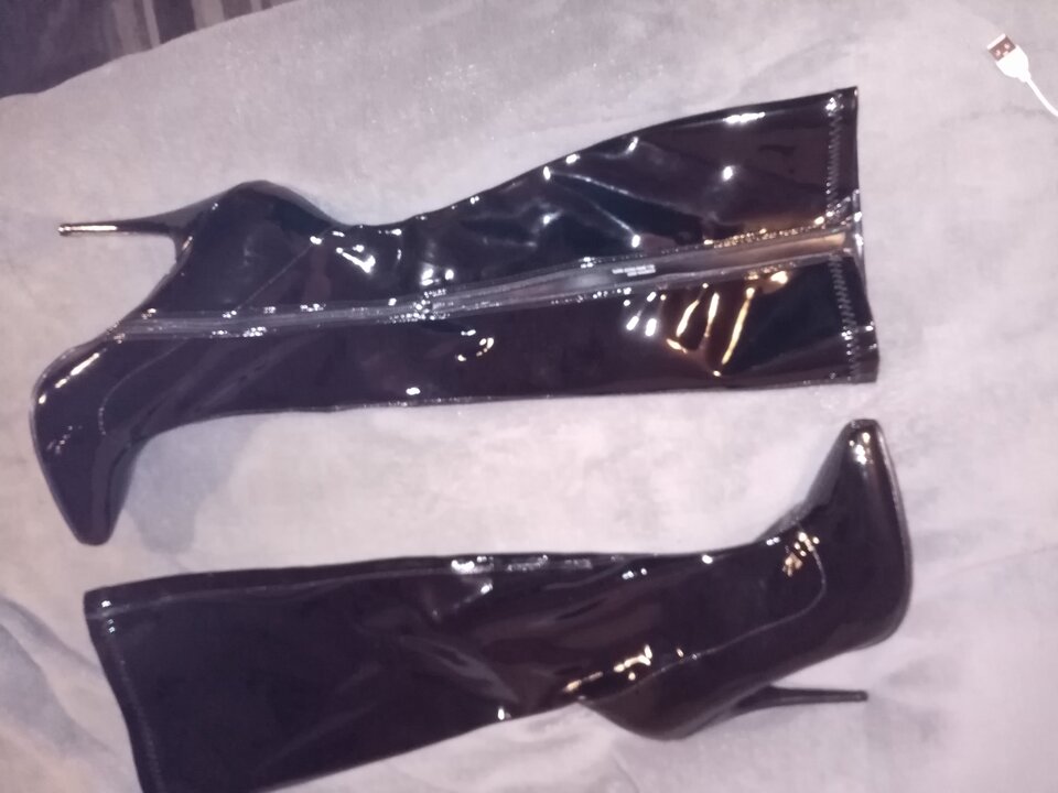 IMG_20201020_203438.jpg - Gloves50